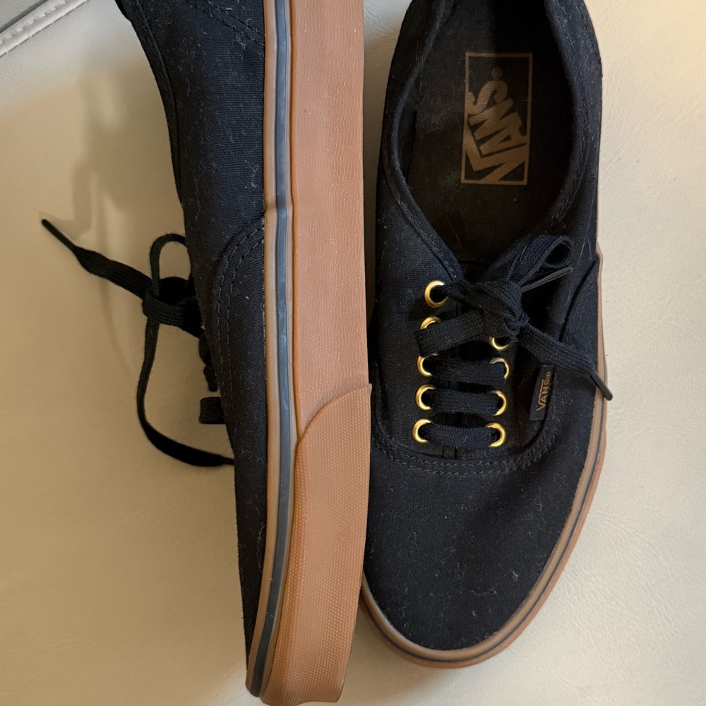 Vans Women’s  Black and Brown Sneakers. Like new. No signs of wear.